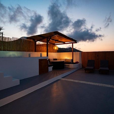 Sunrise Villa Santorini Vourvoulos Exterior photo